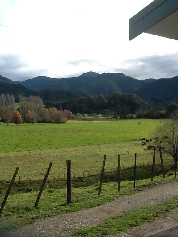 River Terrace Cottage Motueka Buitenkant foto